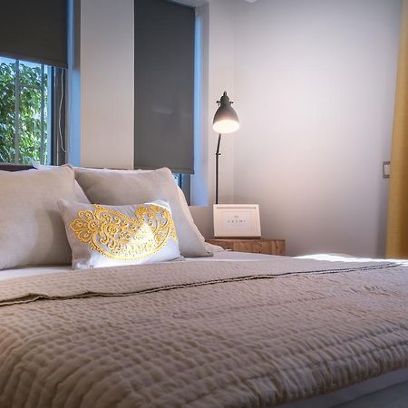 Akemi Luxury Villa 티실리비 외부 사진