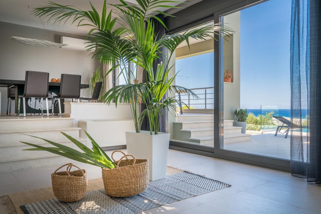 Akemi Luxury Villa 티실리비 외부 사진