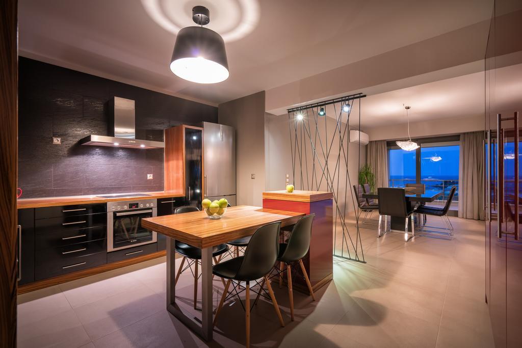 Akemi Luxury Villa 티실리비 외부 사진