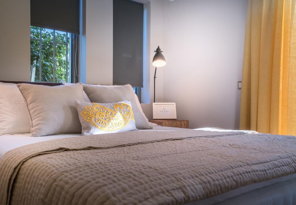 Akemi Luxury Villa 티실리비 외부 사진